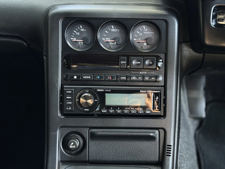 1991 Nissan R32 Skyline GT-R 8th Gen - Image 23 of 31