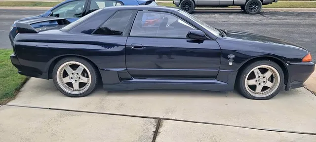 1991 Nissan GT-R Coupe 2D