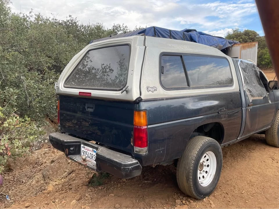 1991 Nissan Frontier - Image 3 of 3