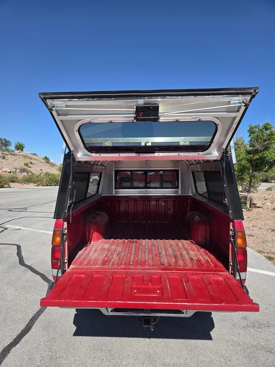 1991 Nissan - Image 22 of 31