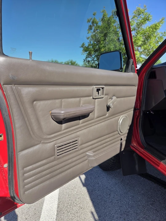 1991 Nissan - Image 30 of 31