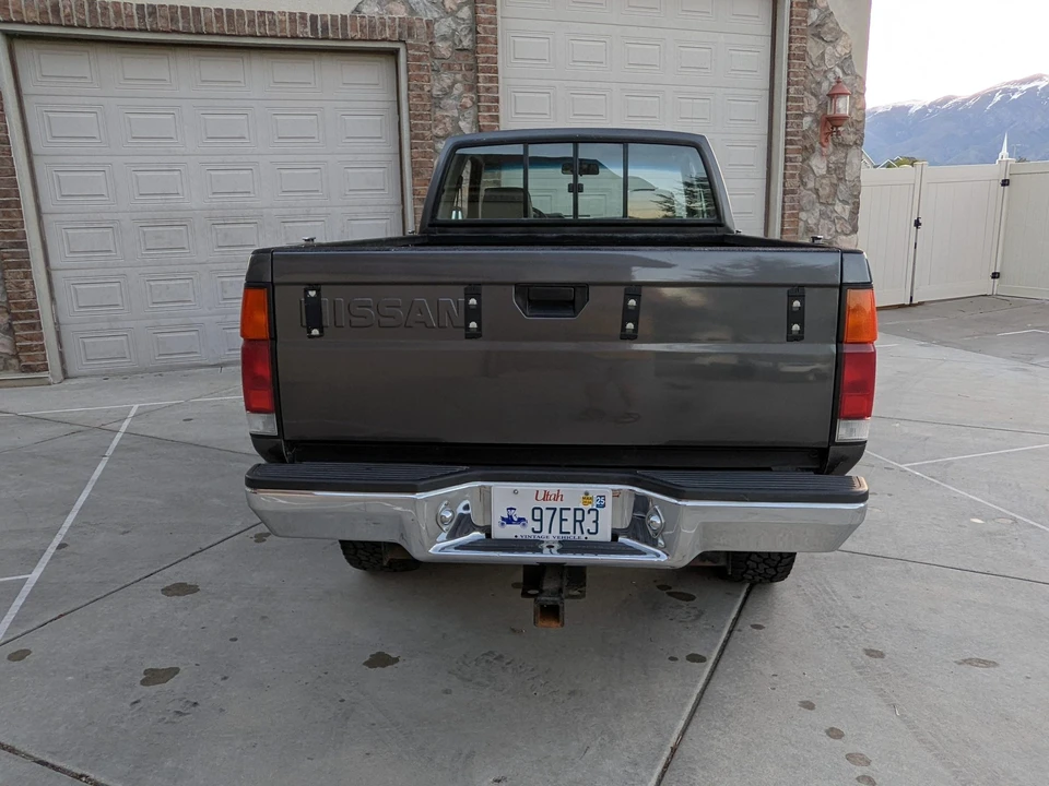 1991 Nissan Frontier - Image 9 of 31