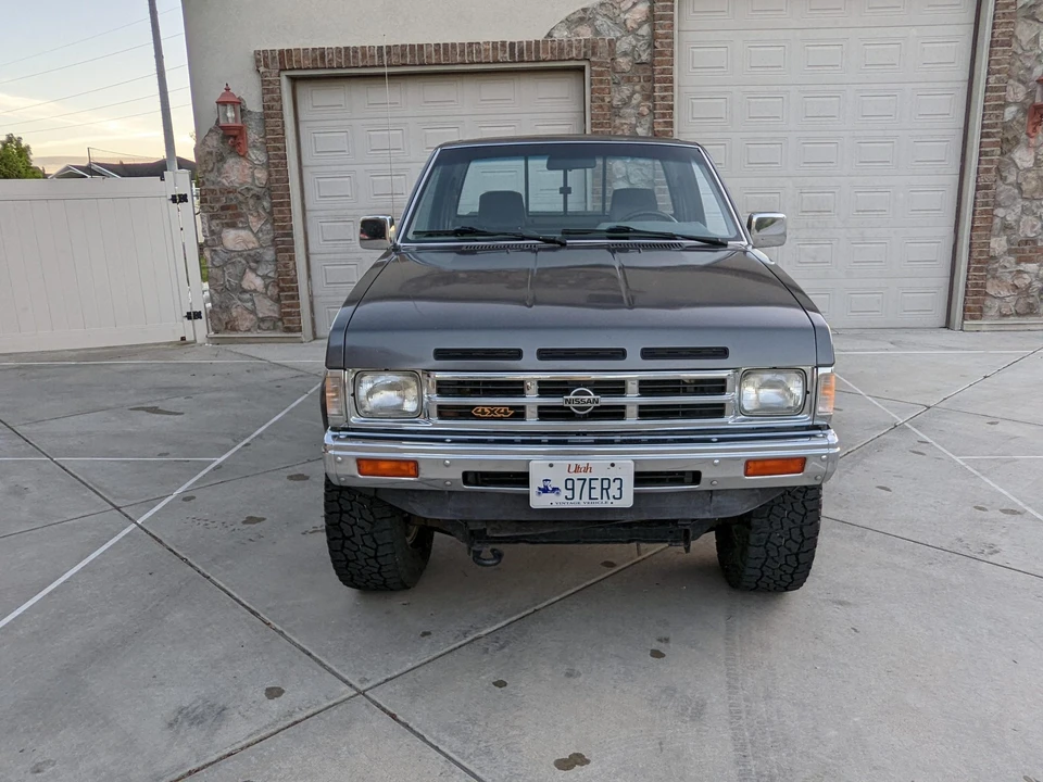 1991 Nissan Frontier - Image 15 of 31
