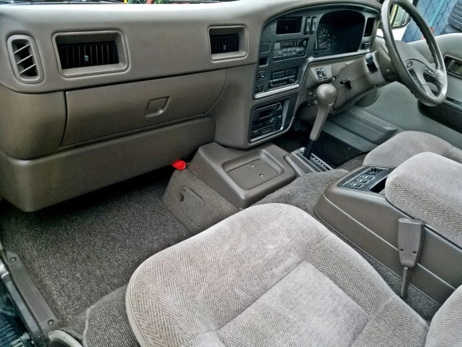 1991 Nissan Caravan 3rd Gen - Image 5 of 12