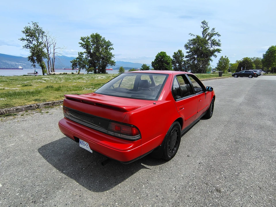 1991 Nissan Maxima 3rd Gen - Image 14 of 31