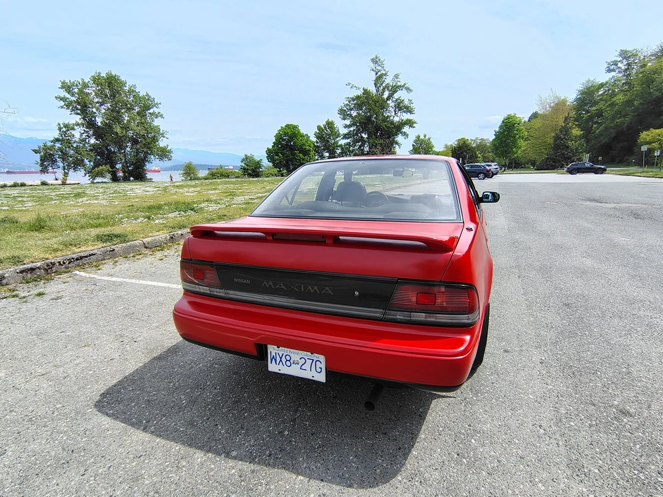 1991 Nissan Maxima 3rd Gen - Image 12 of 31