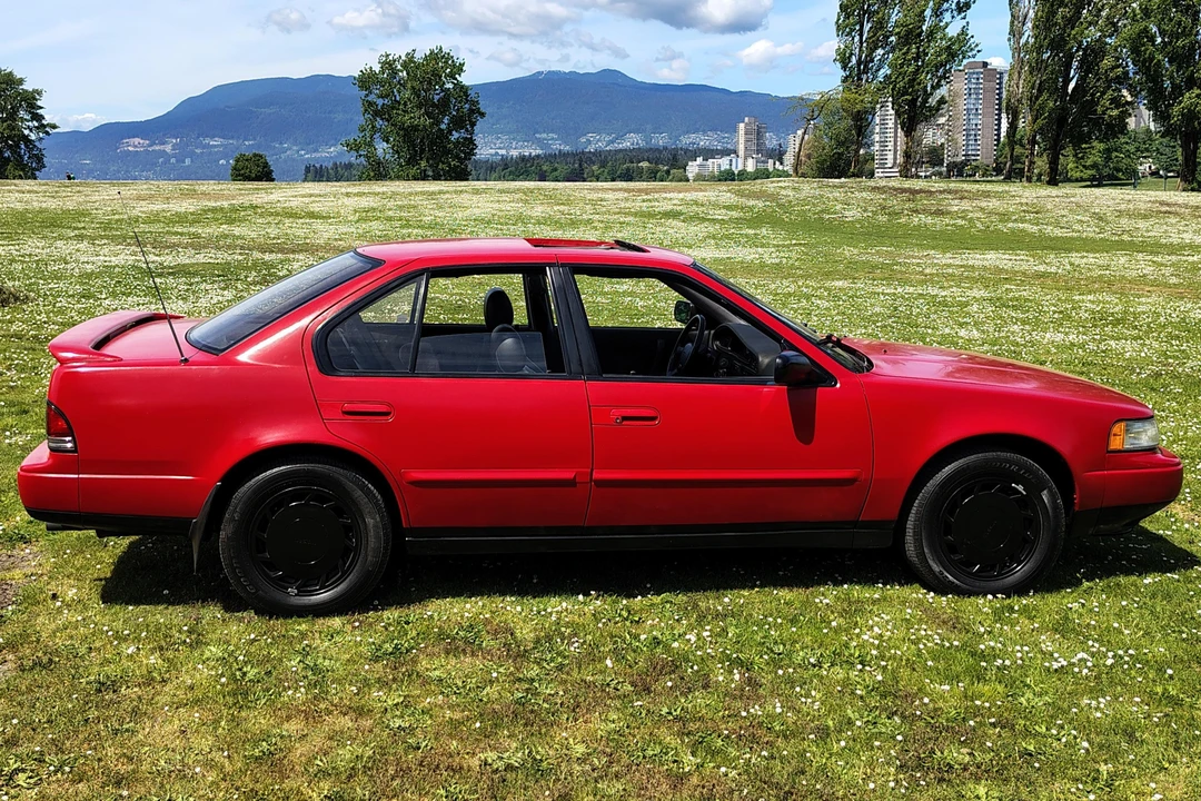 1991 Nissan Maxima 3rd Gen - Image 3 of 31