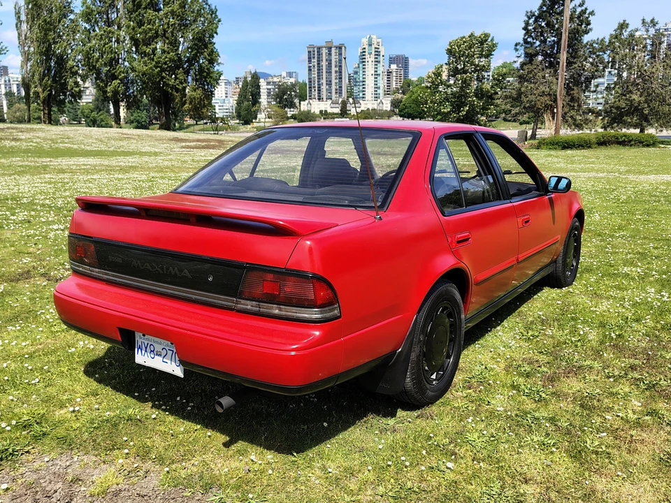 1991 Nissan Maxima 3rd Gen - Image 14 of 31