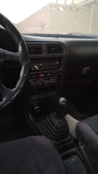 1991 Nissan NV - Image 4 of 4
