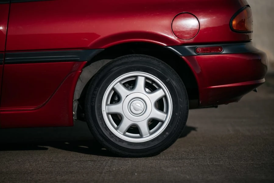 1991 Nissan - Image 29 of 31