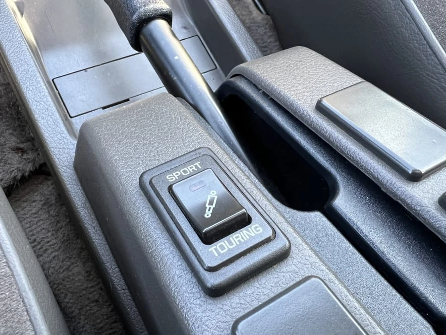 1991 Nissan Pathfinder 1st Gen - Image 17 of 25