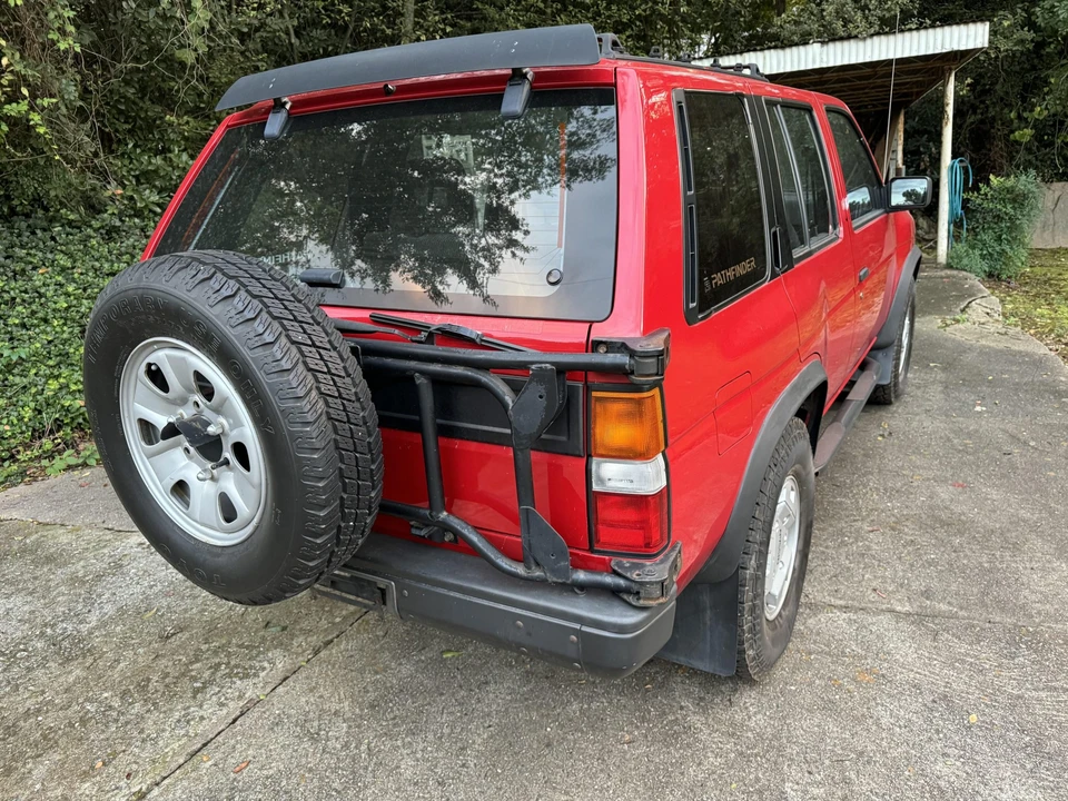 1991 Nissan Pathfinder 1st Gen - Image 14 of 31