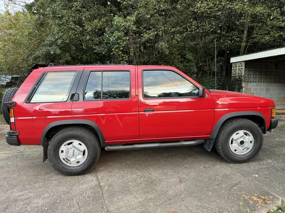 1991 Nissan Pathfinder 1st Gen - Image 17 of 31