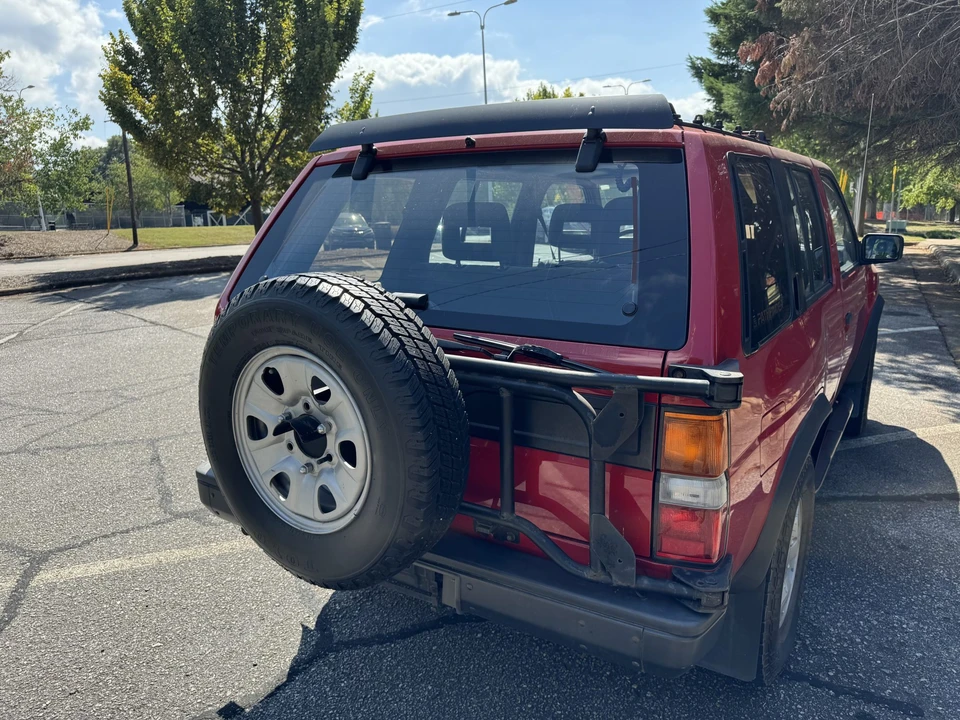 1991 Nissan Pathfinder 1st Gen - Image 13 of 31