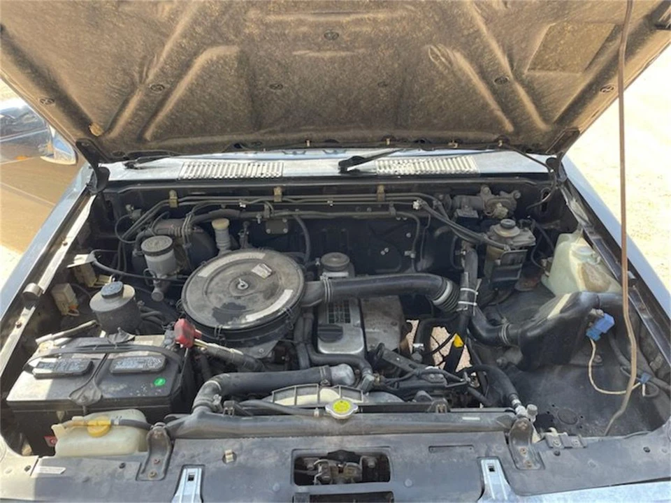 1991 Nissan Frontier - Image 3 of 19