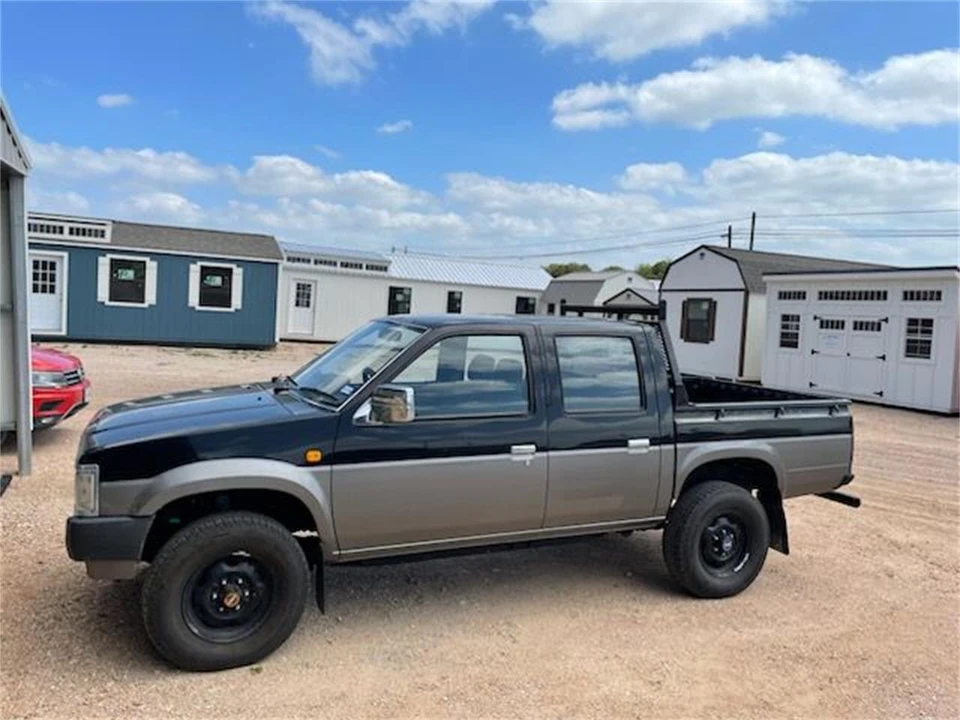 1991 Nissan Frontier - Image 12 of 19