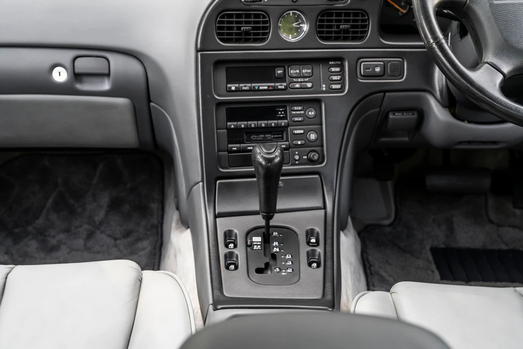 1991 Nissan President 3rd Gen - Image 28 of 31