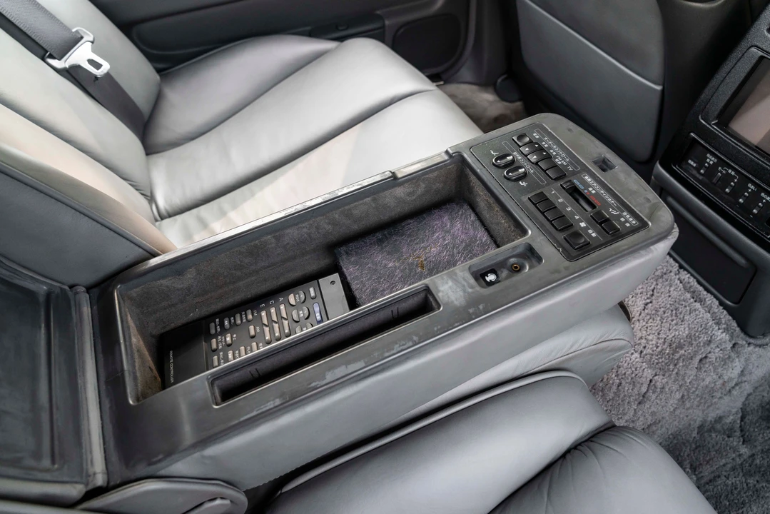 1991 Nissan President 3rd Gen - Image 22 of 31