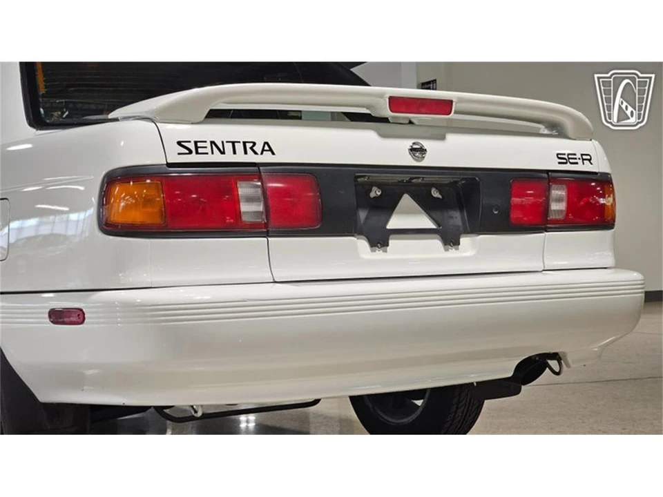 1991 Nissan Sentra 3rd Gen - Image 11 of 31