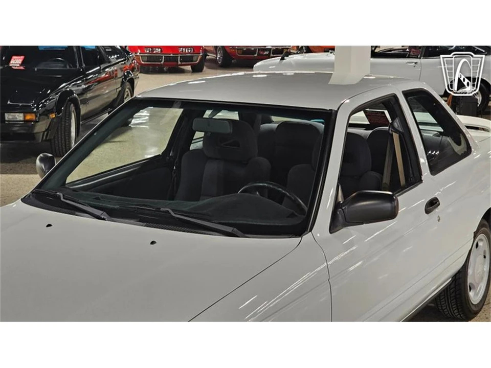 1991 Nissan Sentra 3rd Gen - Image 6 of 31