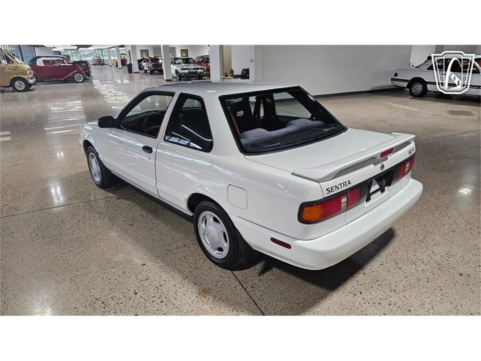 1991 Nissan Sentra 3rd Gen - Image 28 of 31
