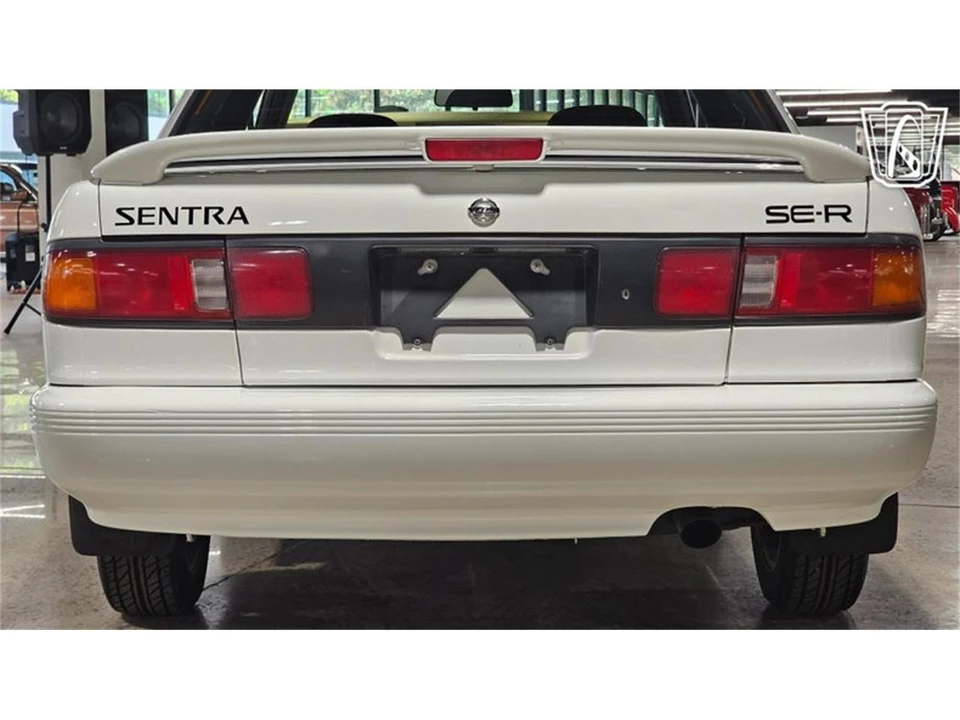 1991 Nissan Sentra 3rd Gen - Image 13 of 31