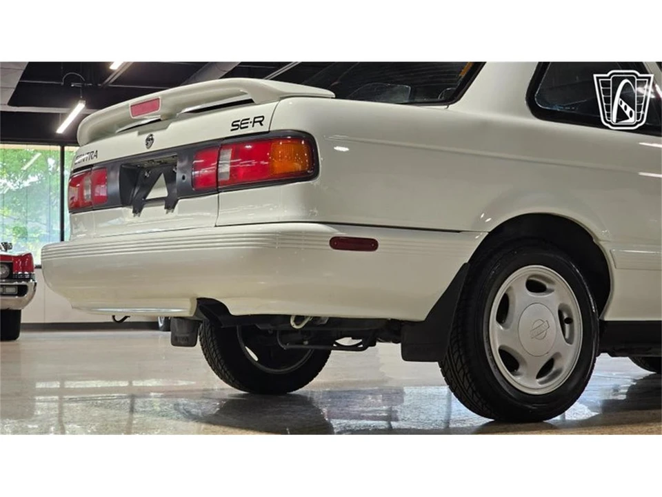 1991 Nissan Sentra 3rd Gen - Image 15 of 31