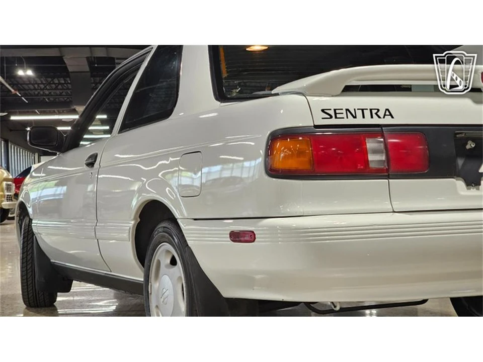 1991 Nissan Sentra 3rd Gen - Image 10 of 31