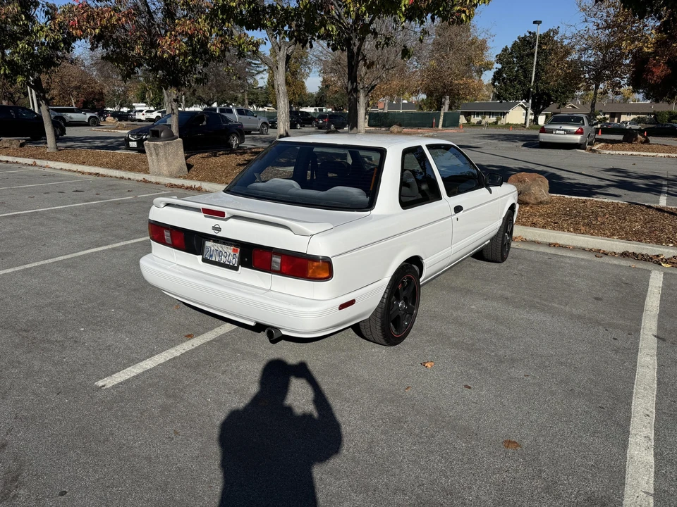 1991 Nissan Sentra 3rd Gen - Image 10 of 31