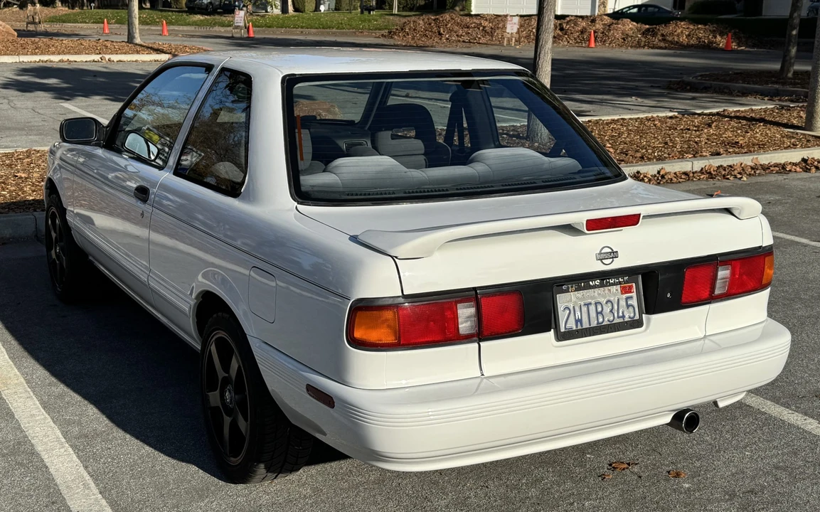 1991 Nissan Sentra 3rd Gen - Image 29 of 31