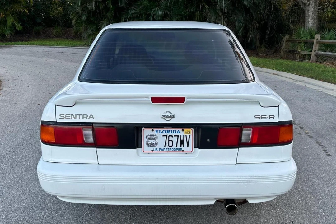 1991 Nissan Sentra 3rd Gen - Image 5 of 31