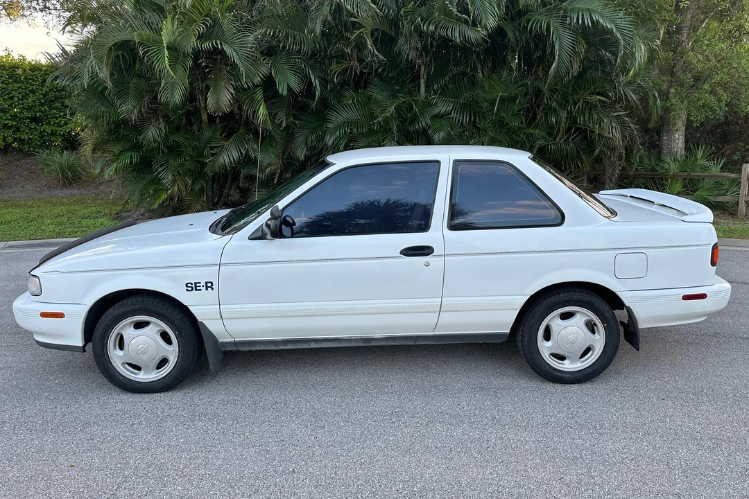 1991 Nissan Sentra 3rd Gen - Image 3 of 31