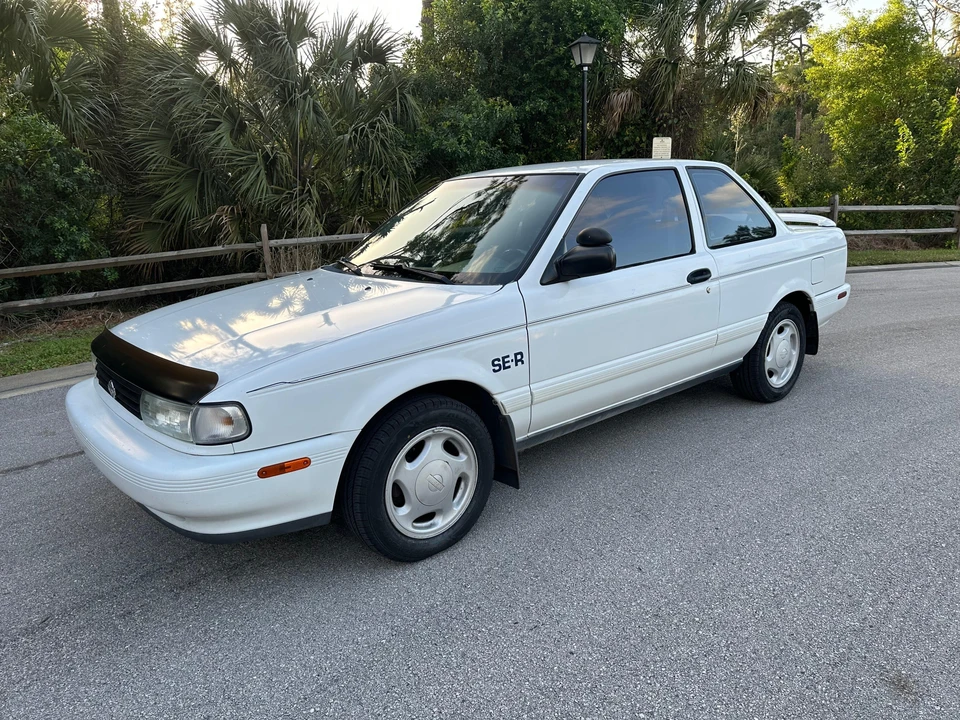 1991 Nissan Sentra 3rd Gen - Image 8 of 31