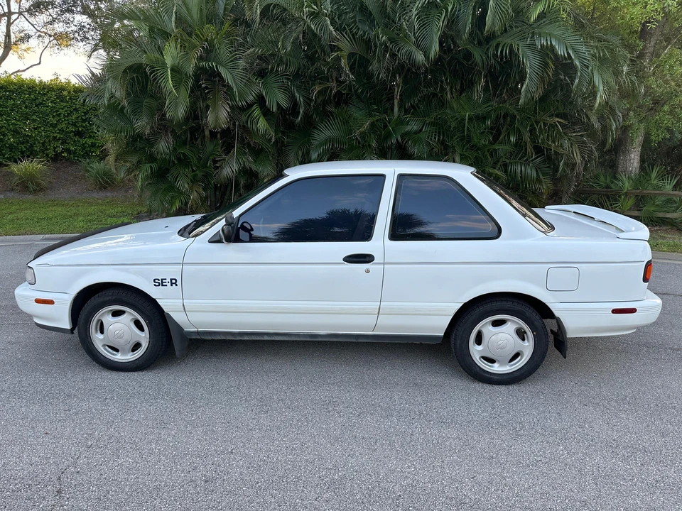 1991 Nissan Sentra 3rd Gen - Image 11 of 31