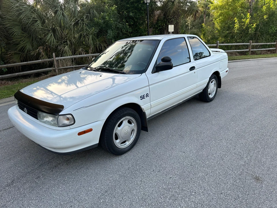 1991 Nissan Sentra 3rd Gen - Image 7 of 31