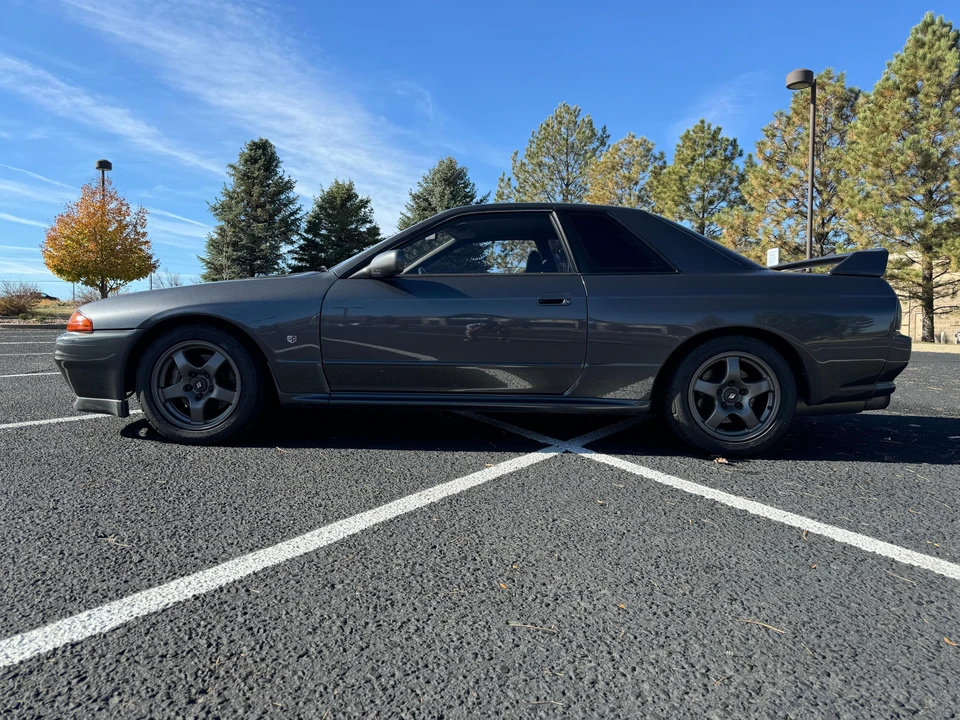 1991 Nissan R32 Skyline GT-R 8th Gen - Image 10 of 31