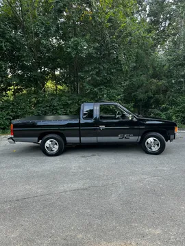 1991 Nissan Truck KING CAB SE