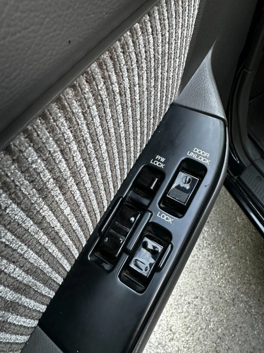 1991 Nissan Sentra - Image 26 of 31