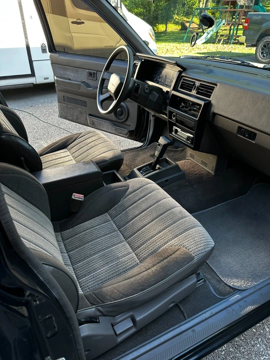 1991 Nissan Sentra - Image 12 of 31