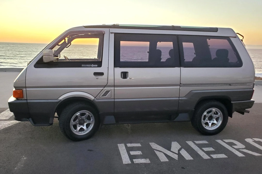 1991 Nissan Vanette 2nd Gen - Image 3 of 31