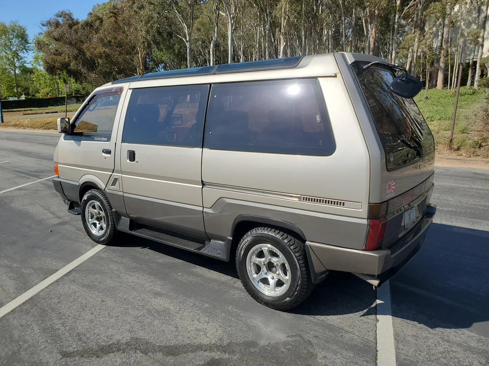 1991 Nissan Vanette 2nd Gen - Image 22 of 31