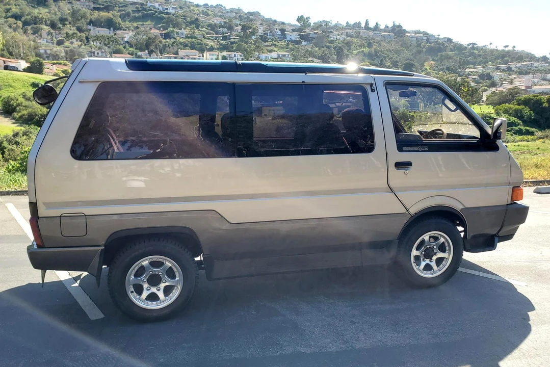 1991 Nissan Vanette 2nd Gen - Image 31 of 31