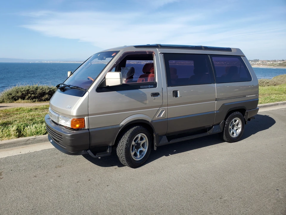 1991 Nissan Vanette 2nd Gen - Image 12 of 31