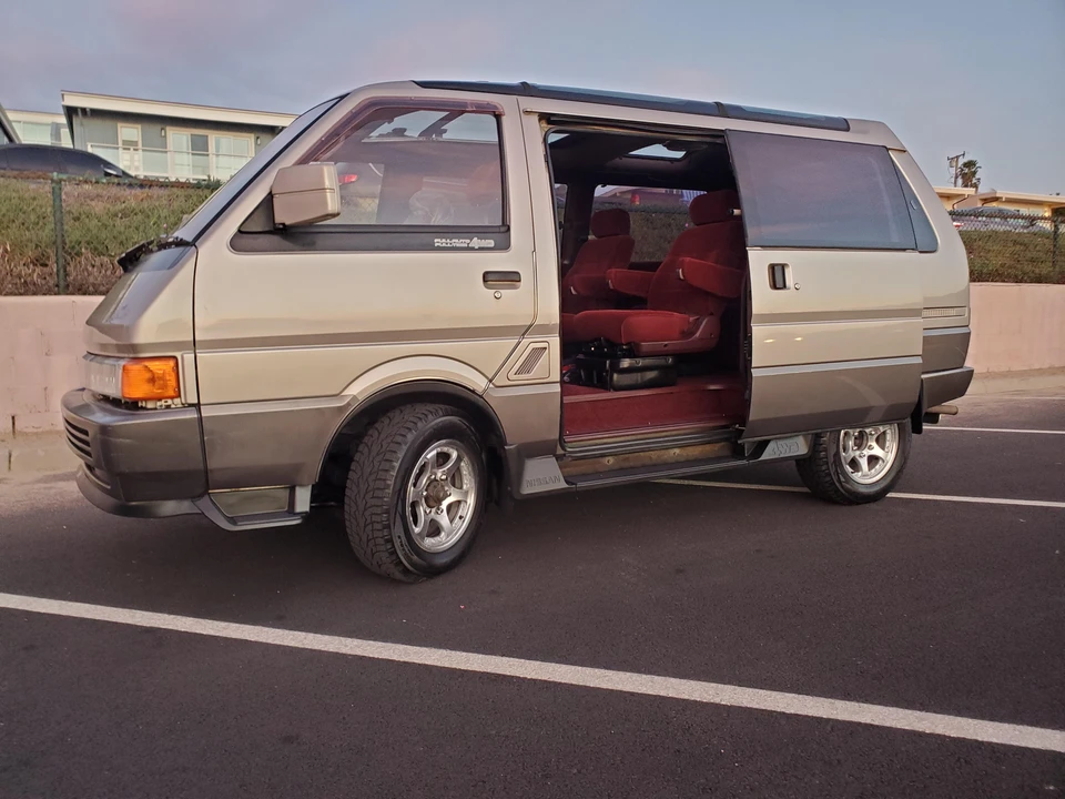 1991 Nissan Vanette 2nd Gen - Image 14 of 31