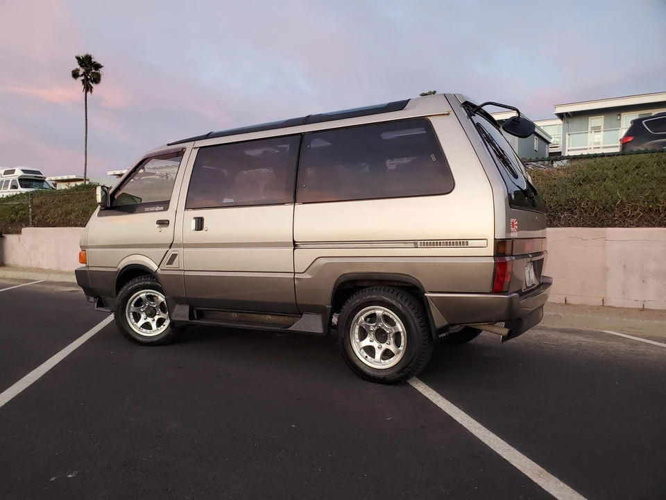 1991 Nissan Vanette 2nd Gen - Image 19 of 31