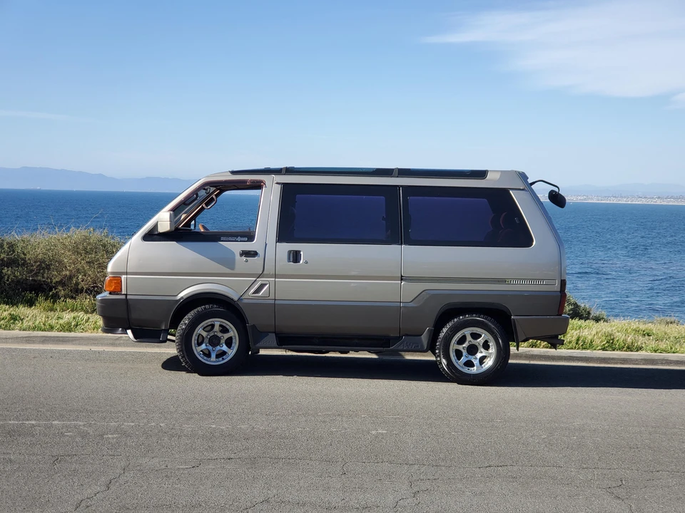 1991 Nissan Vanette 2nd Gen - Image 16 of 31