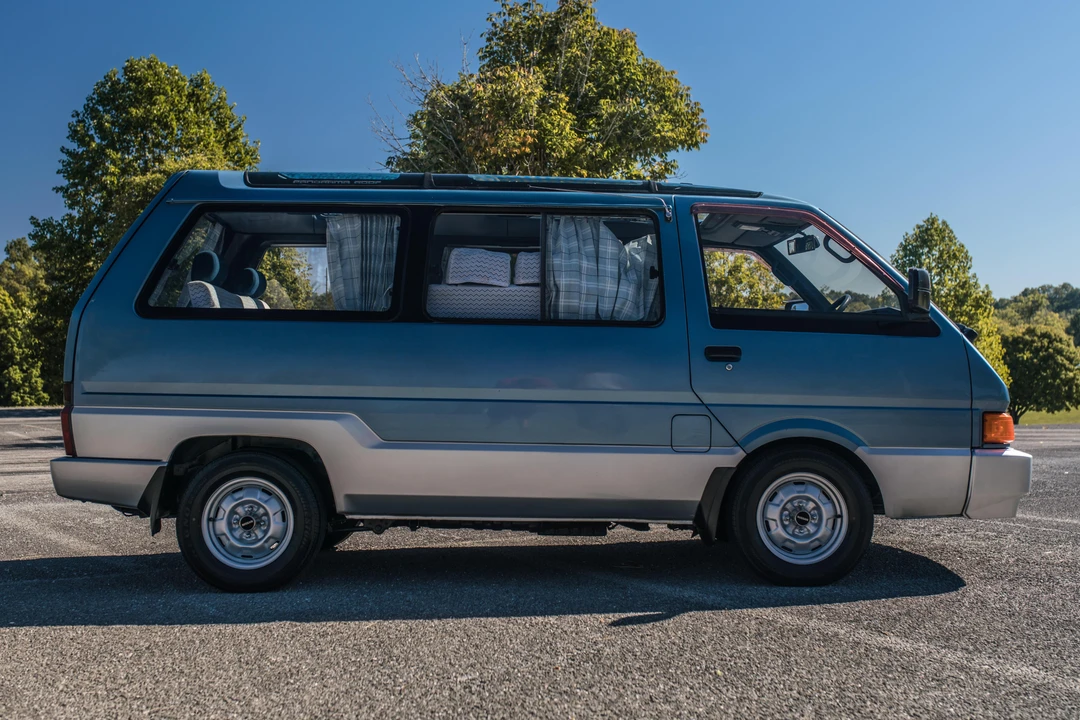 1991 Nissan Vanette 2nd Gen - Image 3 of 22