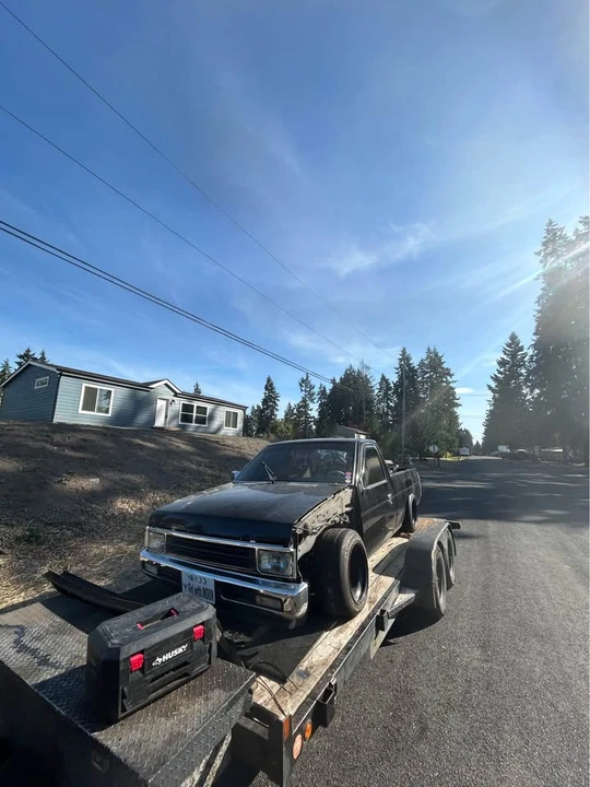1991 Nissan Frontier - Image 2 of 8