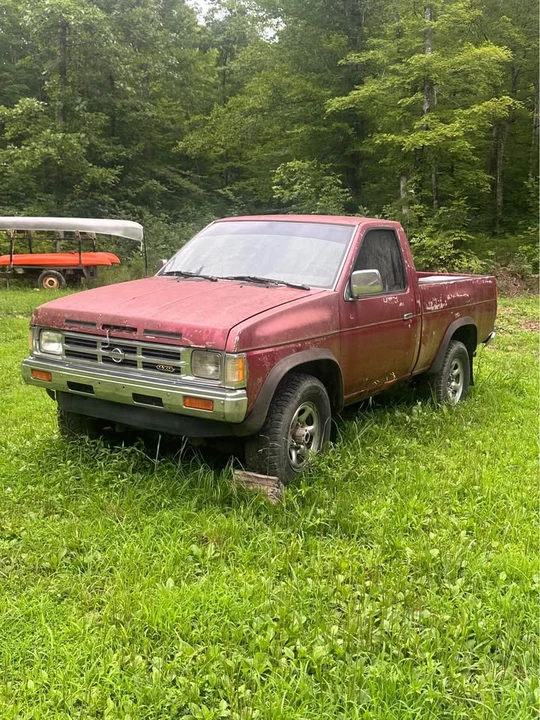 1991 Nissan Frontier - Image 3 of 10