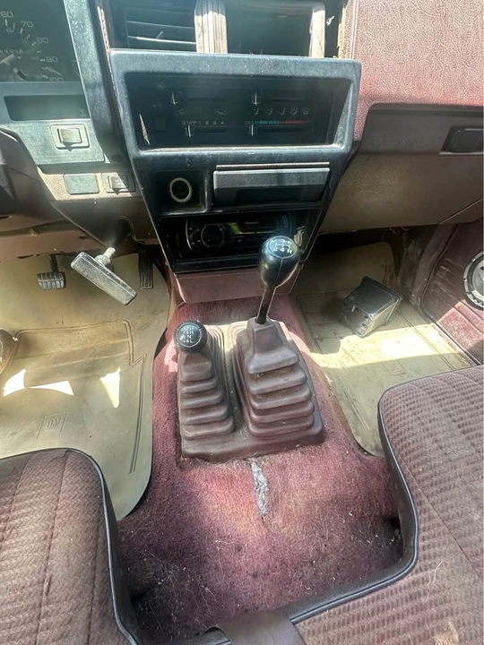 1991 Nissan Frontier - Image 7 of 10